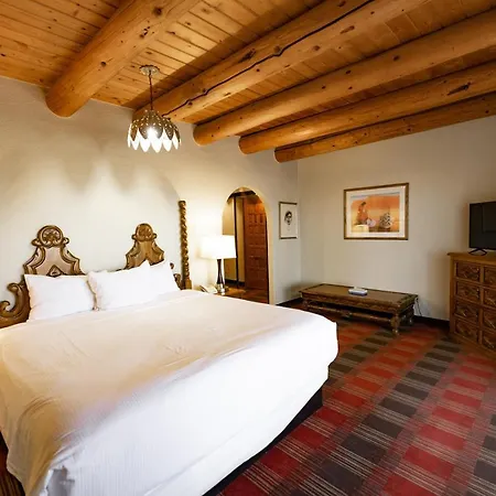 Sagebrush Inn & Suites Taos Exterior photo