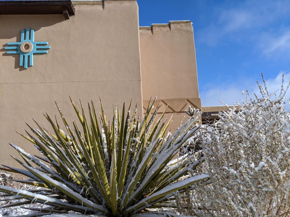 Hotel Sagebrush &