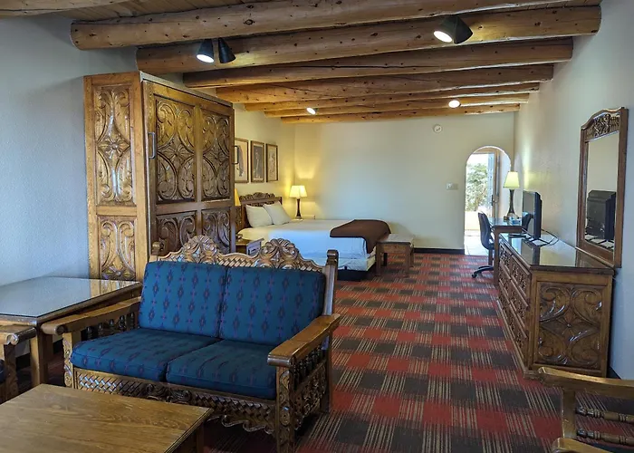 Sagebrush Inn & Suites
