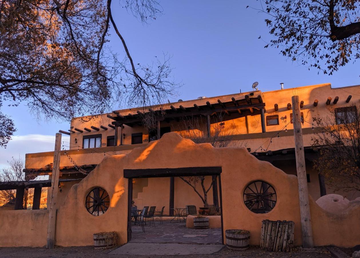 Hotel Sagebrush & Taos