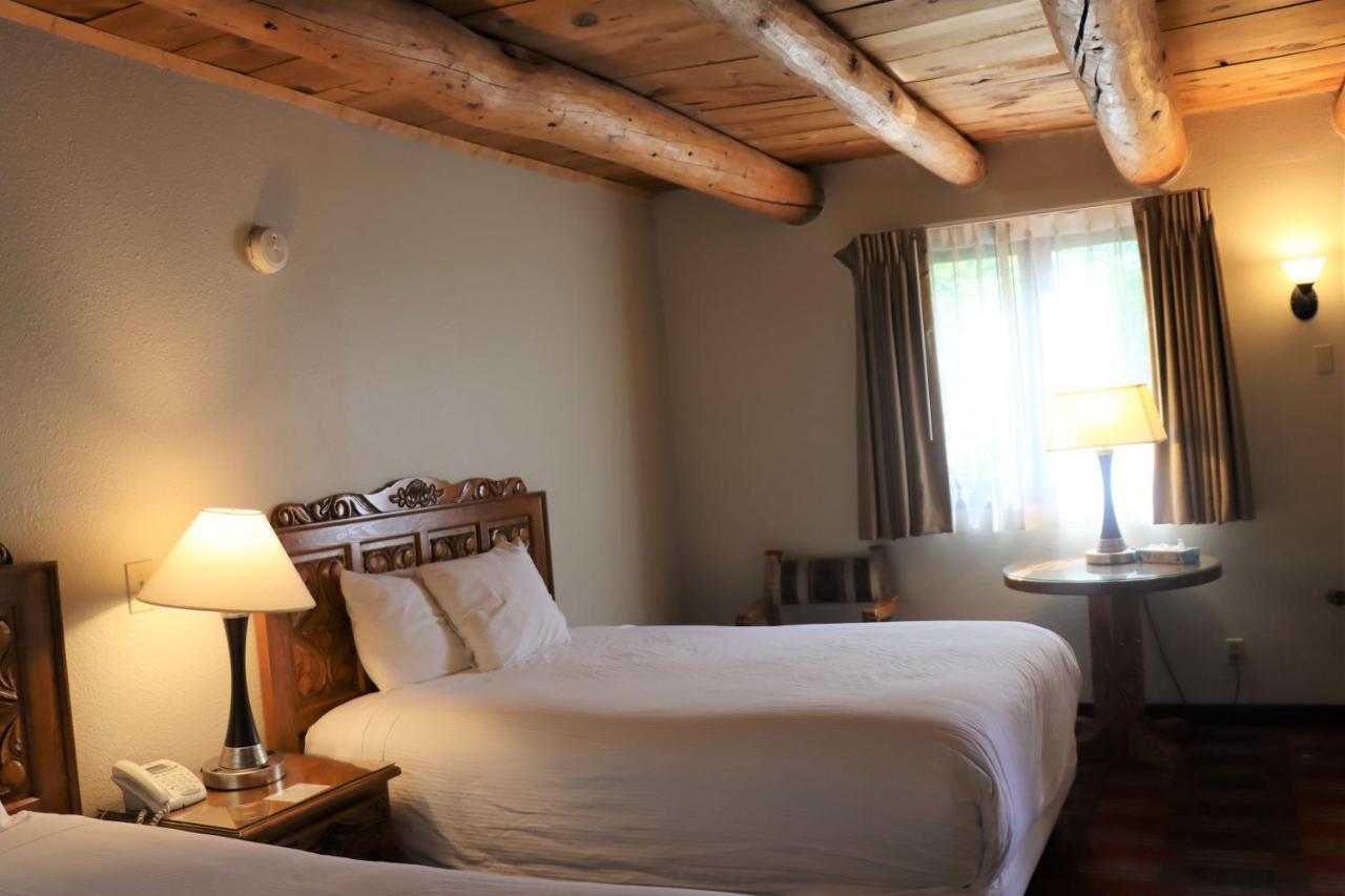 Sagebrush & Hotel 3*