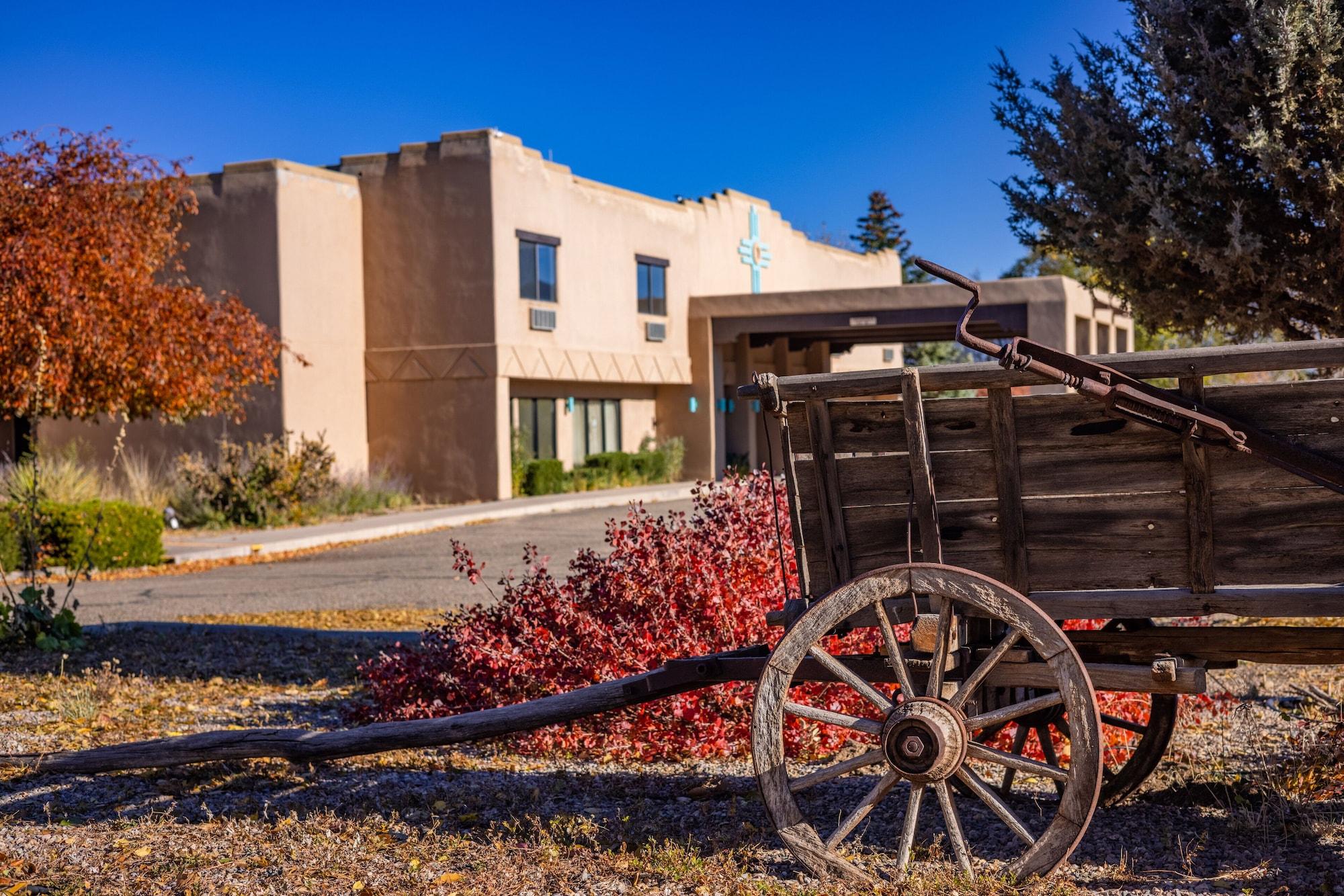 Sagebrush & Hotel 3*