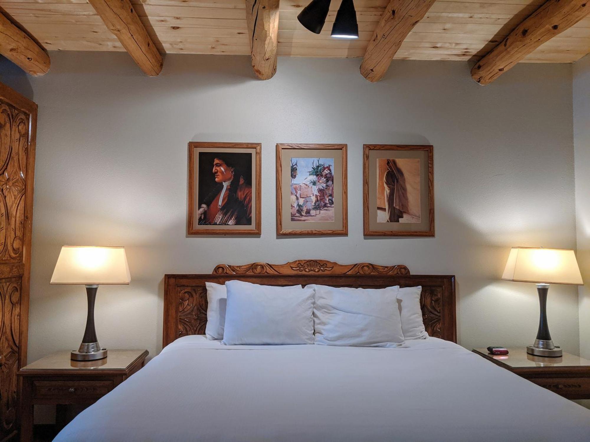Hotel Sagebrush & Taos